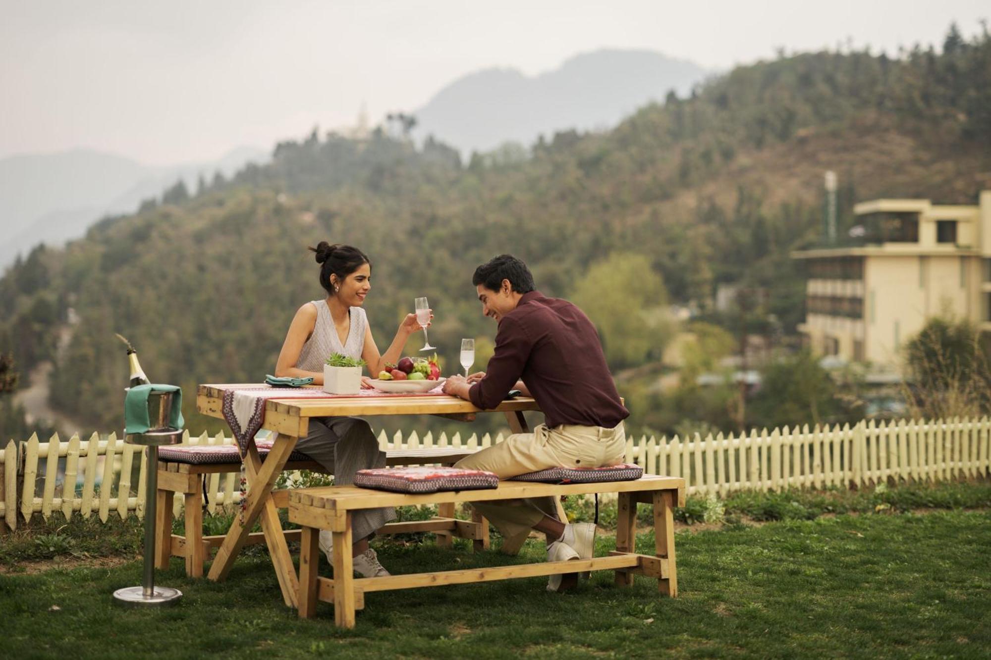 Jw Marriott Mussoorie Walnut Grove Resort & Spa Экстерьер фото